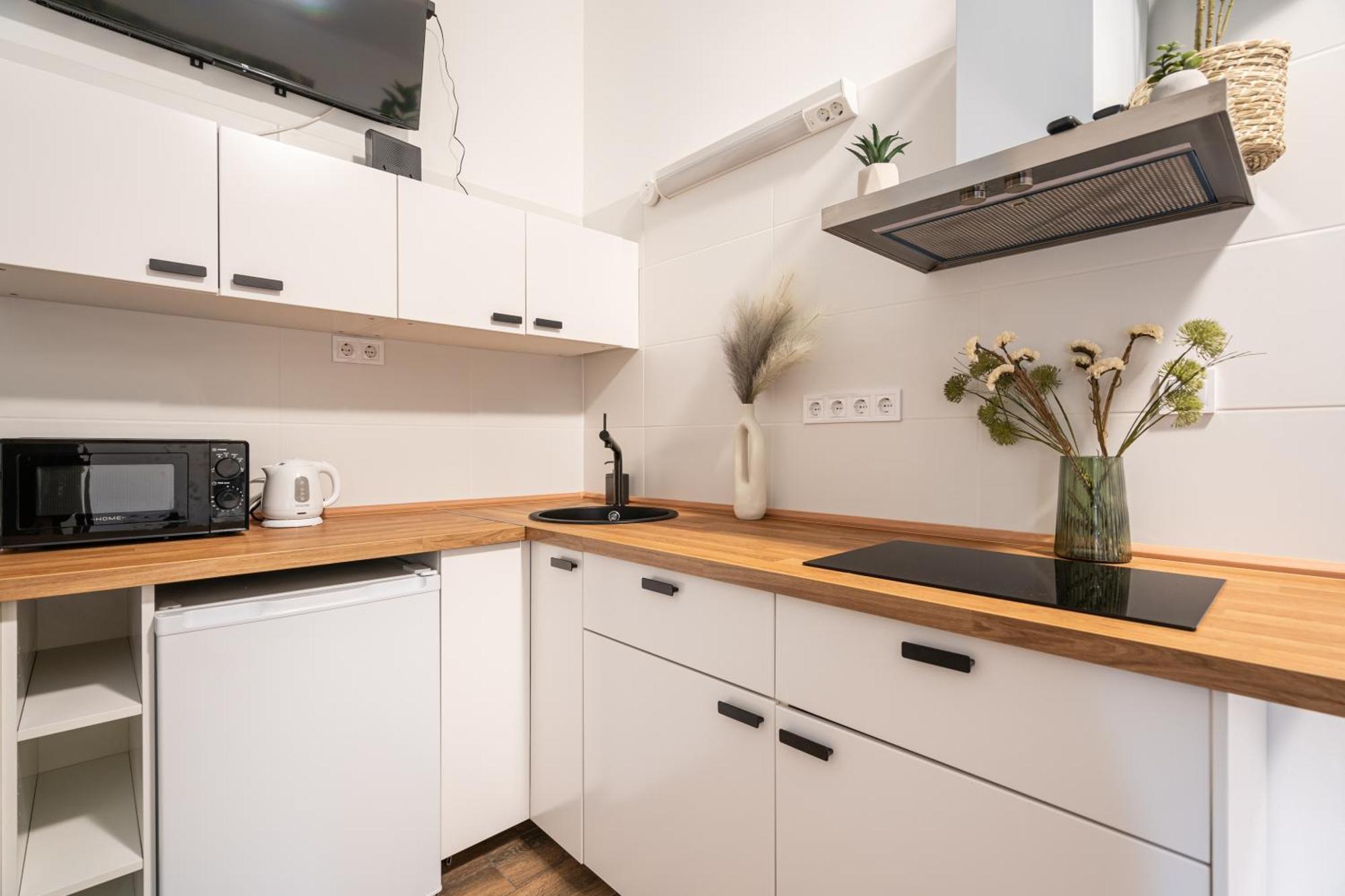 D68 - Downtown Cozy Suite - Best Location By Bqa Budapest Bagian luar foto