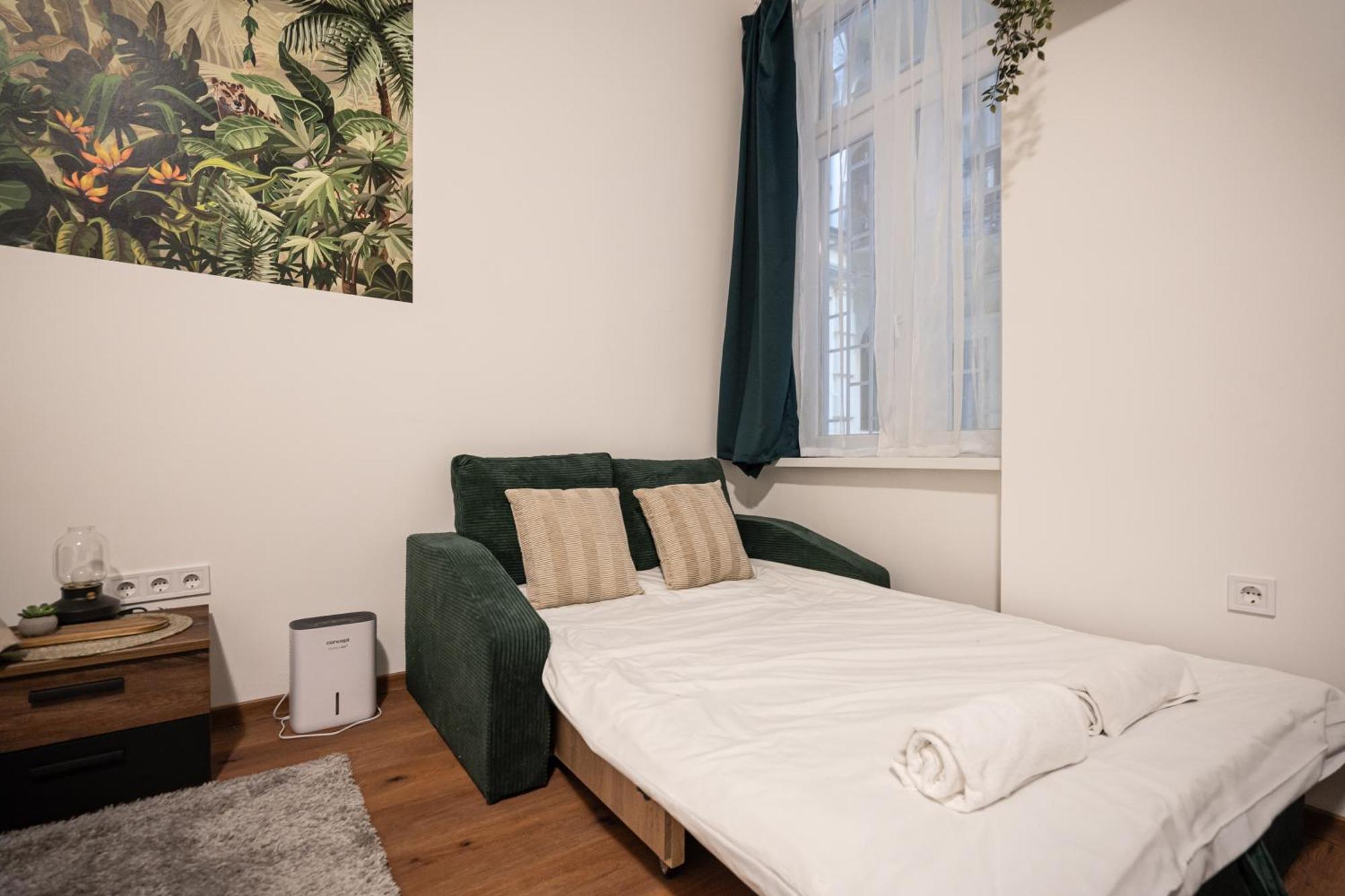 D68 - Downtown Cozy Suite - Best Location By Bqa Budapest Bagian luar foto